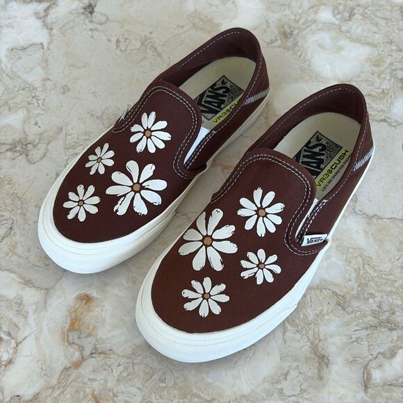 Vans Slip-on Vr3 Sf Painted White Daisies Floral Brown Canvas Skate Sneakers - Picture 3 of 13